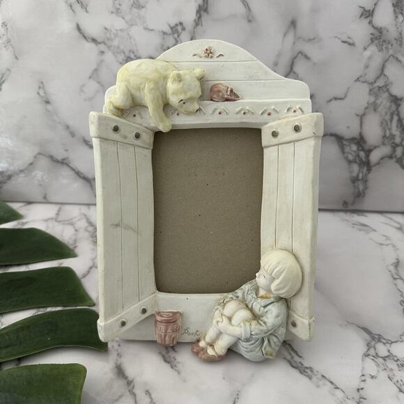 Disney Charpente Vintage Classic Winnie The Pooh Picture Frame Pastel White - Picture 1 of 7